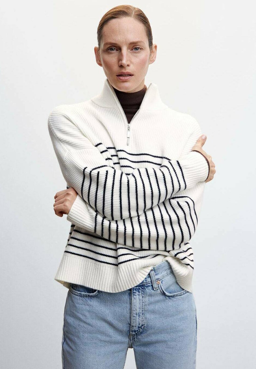 Pull col camionneur - Les tendances mode à avoir dans votre dressing cet hiver | We Are Stylish