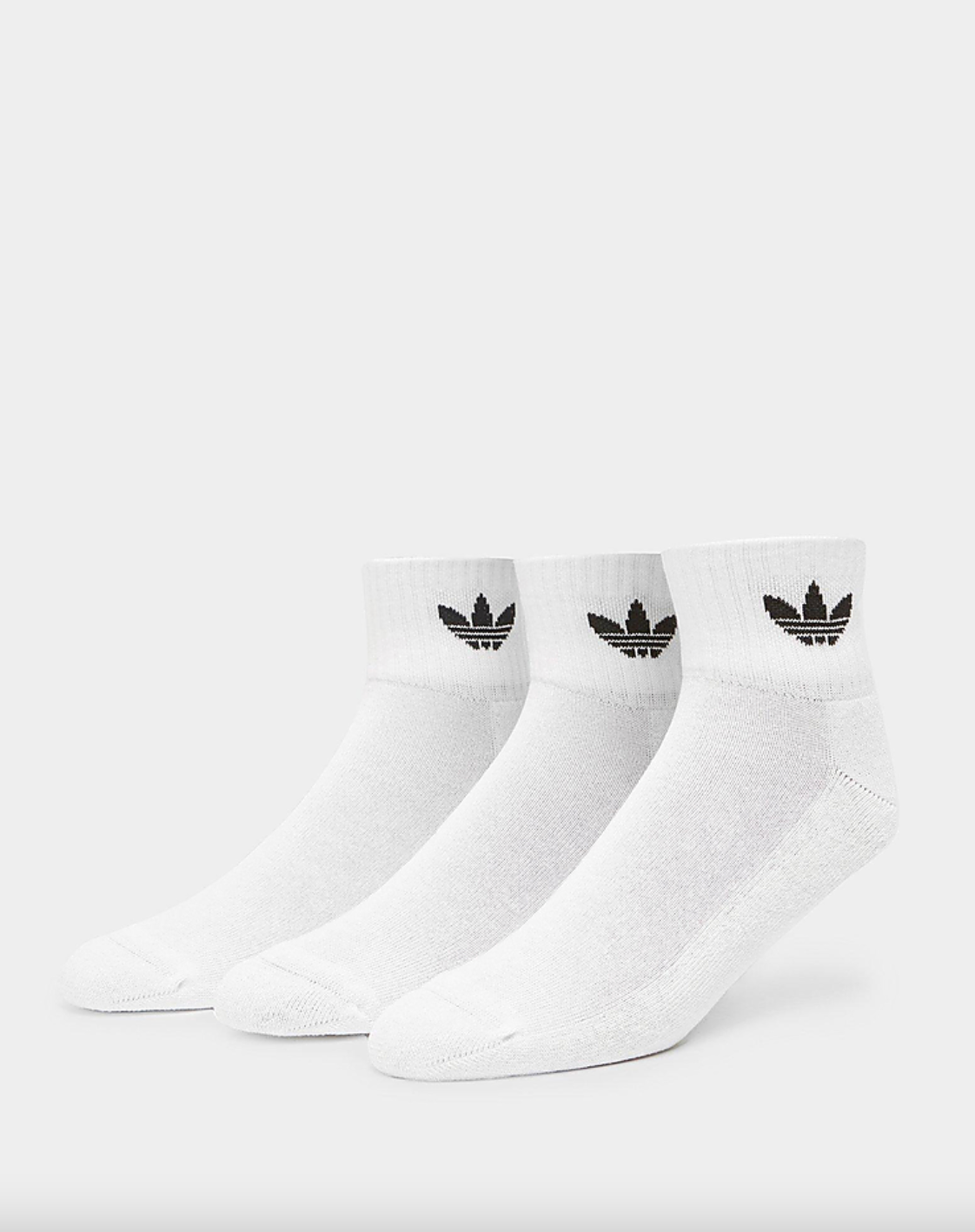 Chaussettes montantes - 10 pièces à avoir cet automne-hiver | We Are Stylish