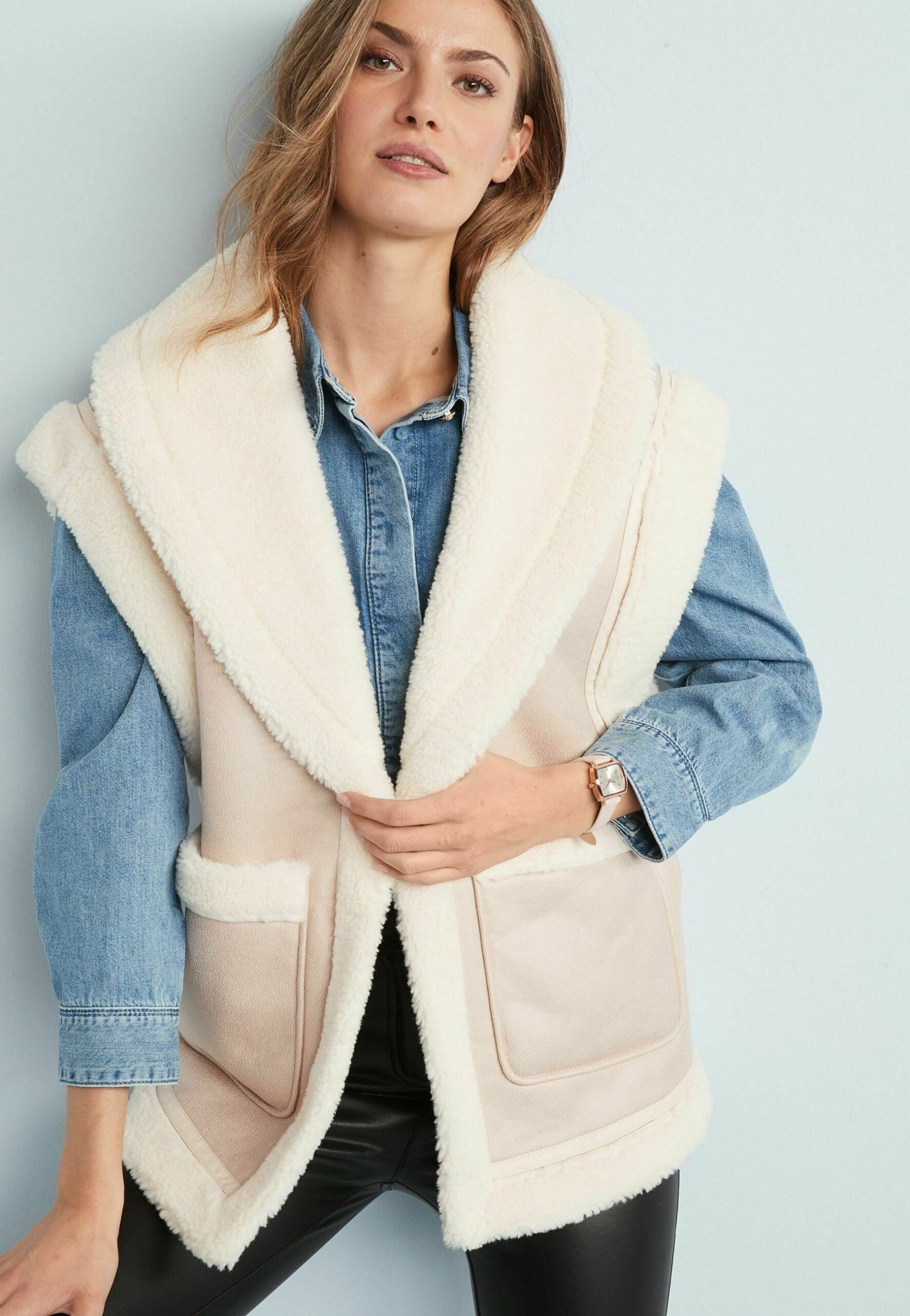 Veste aviateur - 10 pièces mode à avoir cet automne-hiver | We Are Stylish