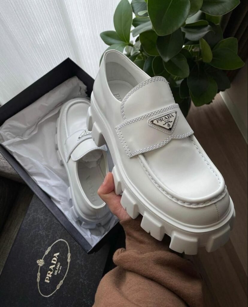 Mocassins | Les tendances chaussures de ce printemps-été 2023 - We Are Stylish