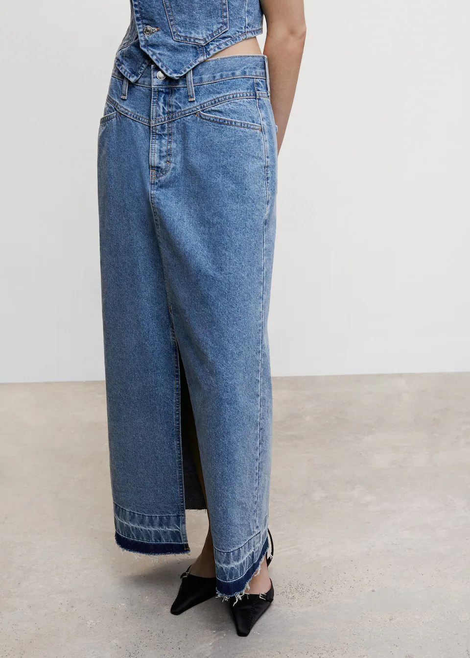 Comment porter la jupe longue en jean | We Are Stylish