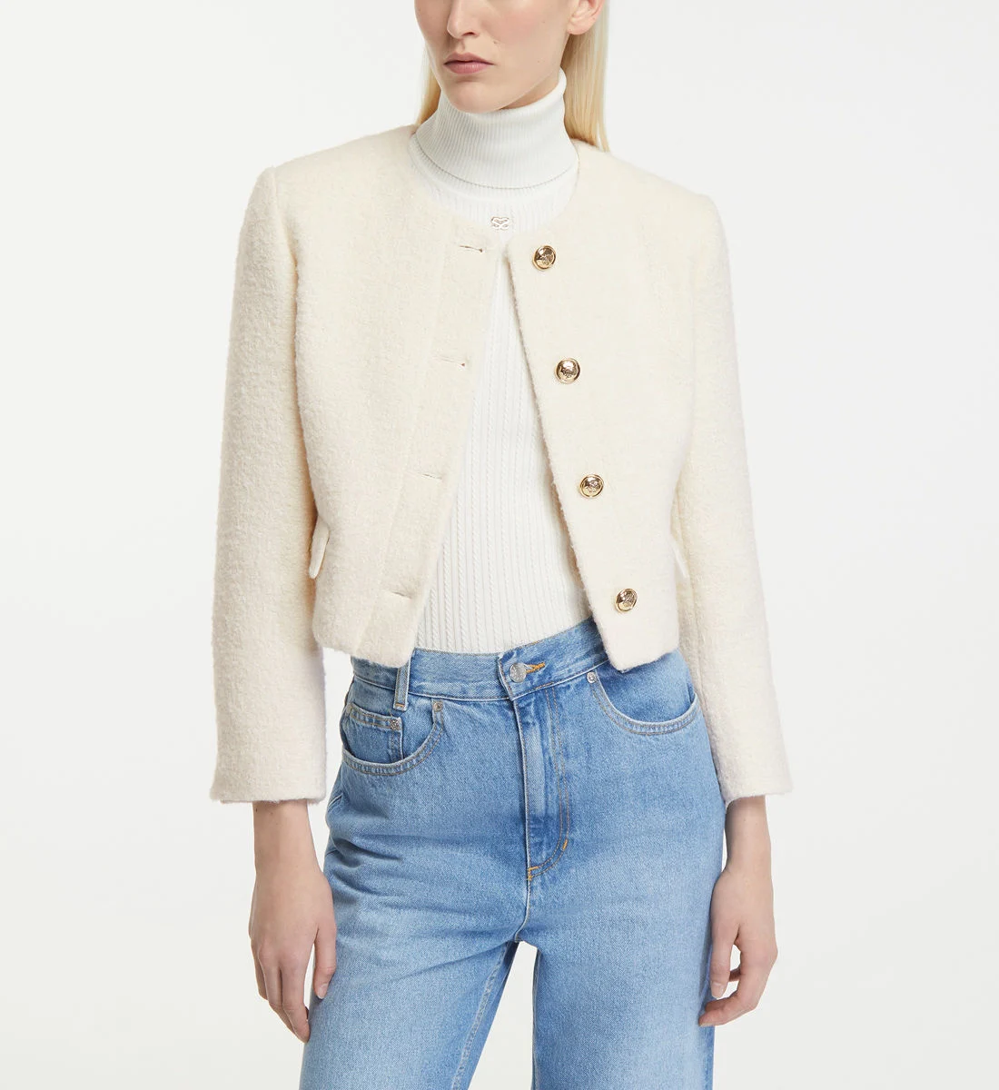 Quelles vestes porter avec une longue robe - We Are Stylish